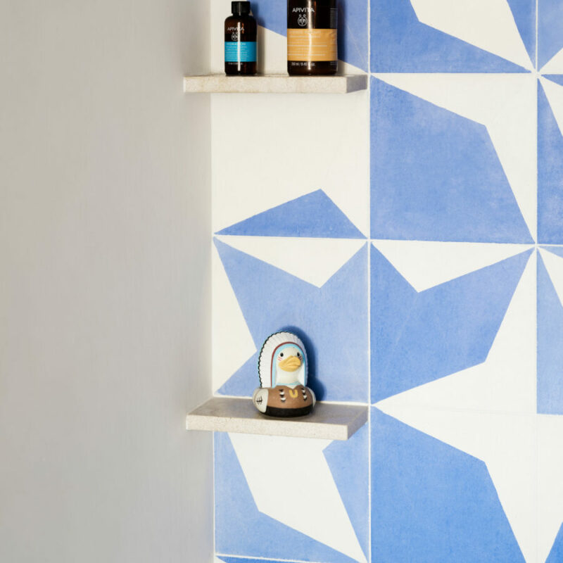 Huguet - Customized cement tiles from #remediostilescollection and cement shelves